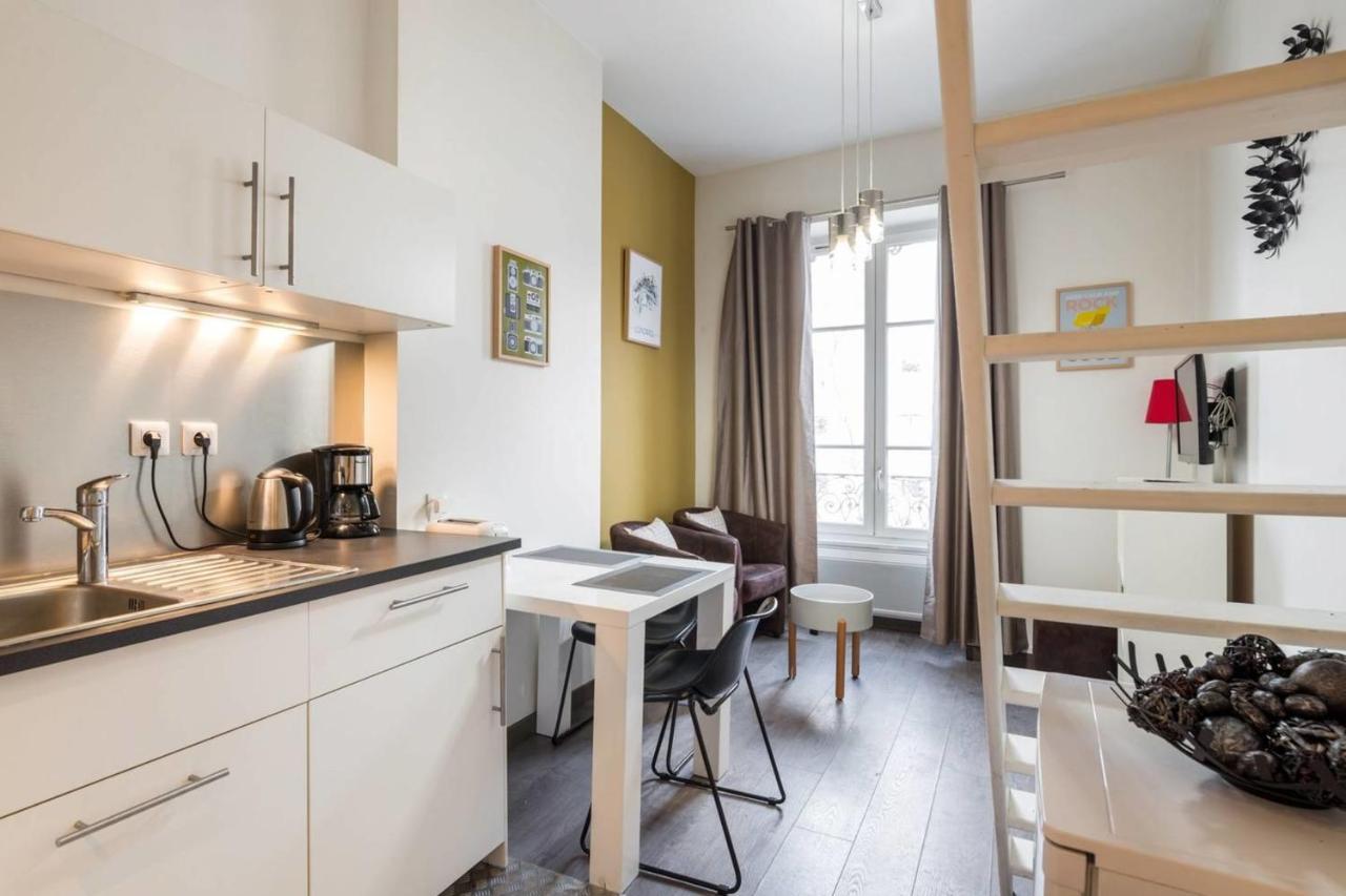 Guestready - Gorgeous Duplex Studio In Central Lyon Bagian luar foto